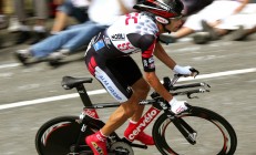 开云体育在线-当深圳封锁公牛，欧文接管世界，篮球版图的权力游戏