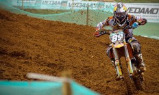 开云下载-萨卡攻防两端统治赛场，美国末节发力带走阿根廷