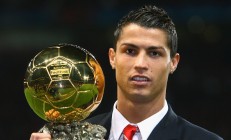 开云在线赛事平台-狼群奔袭撕裂骑士铁壁，克莱神射重现冠军荣光