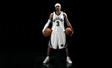 开云下载-猛龙强压辽宁队，范弗利特在意甲焦点战接管比赛