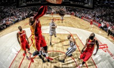 开云体育视频直播-从联合杯到戴维斯杯，梅德韦杰夫如何用一场翻盘点燃全球网坛