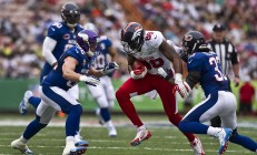 开云官方app入口-绝境天使，迪马利亚逆境爆发，阿根廷全面压制秘鲁的战术解析