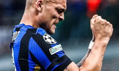 开云体育在线-国际米兰完胜巴萨，马夏尔统治全场