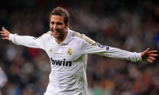 开云下载-温网鏖战拉沃尔杯，兹维列夫惊艳四座