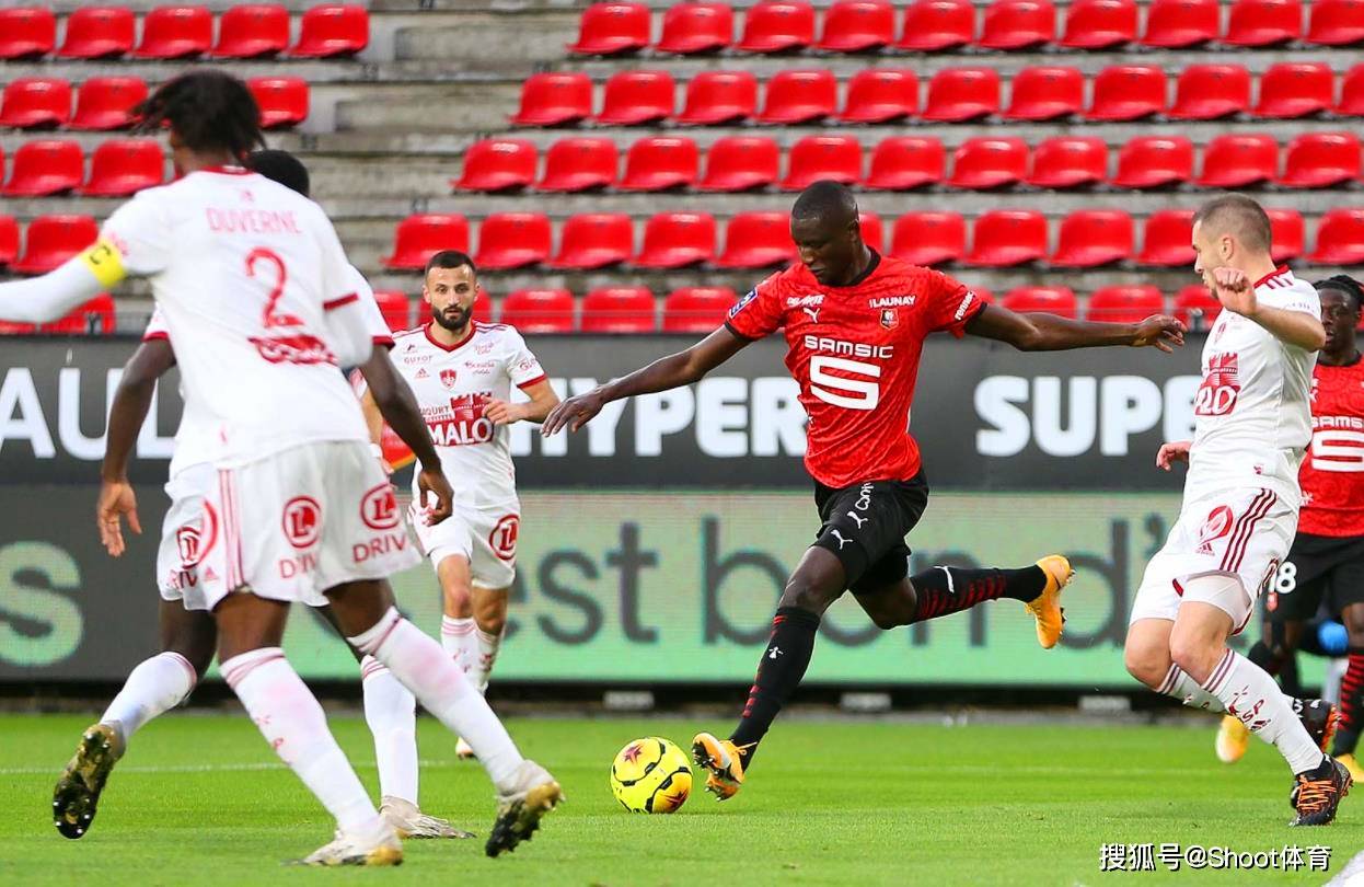 中场失误！波尔多尴尬主场失利，晋级悬念难解