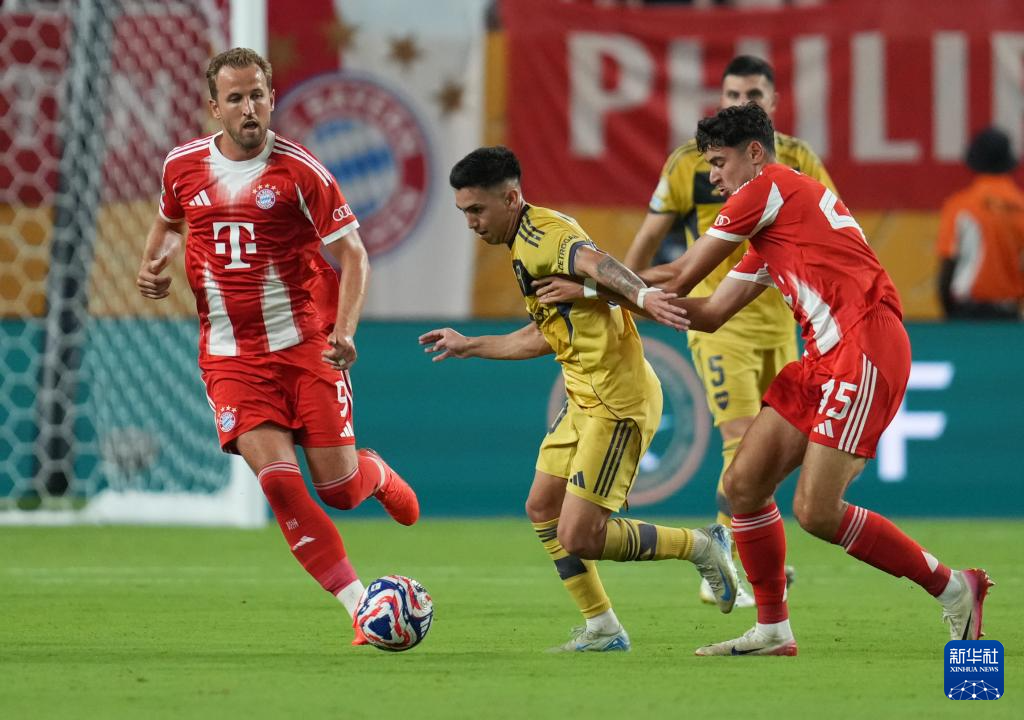 包含拜仁慕尼黑：欧国联小组赛首胜的词条