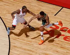 关于XL绝地反击C9，Jankos制霸全场的信息