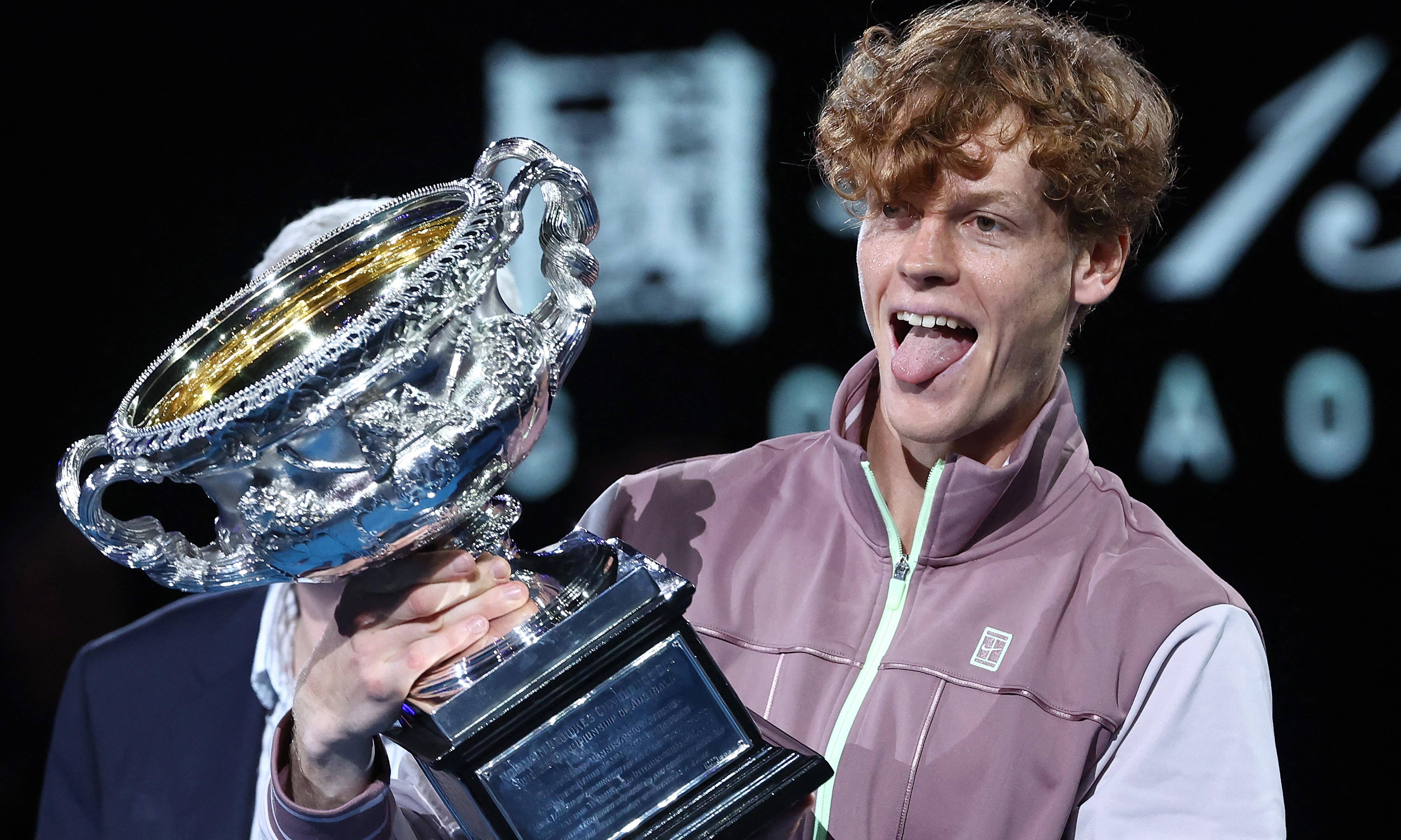 包含美网鏖战戴维斯杯，辛纳扛起全队的词条