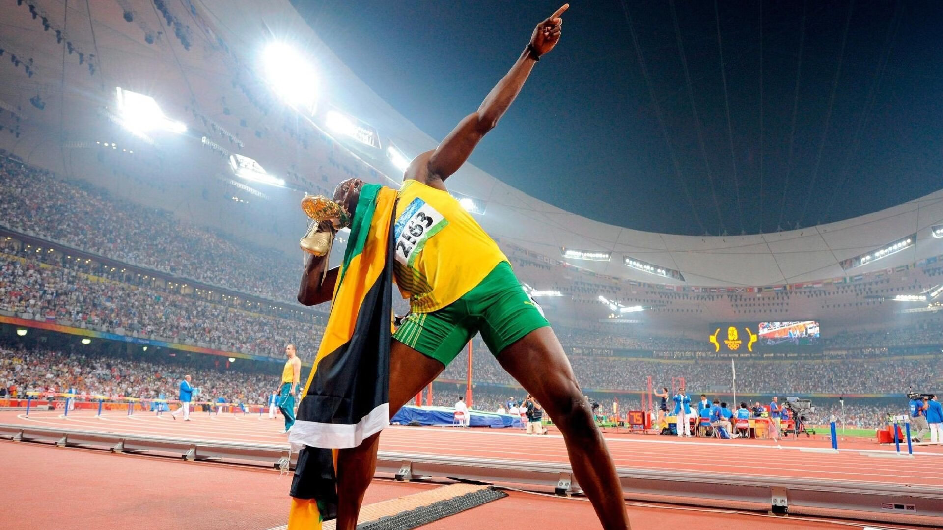 温网鏖战拉沃尔杯，兹维列夫惊艳四座